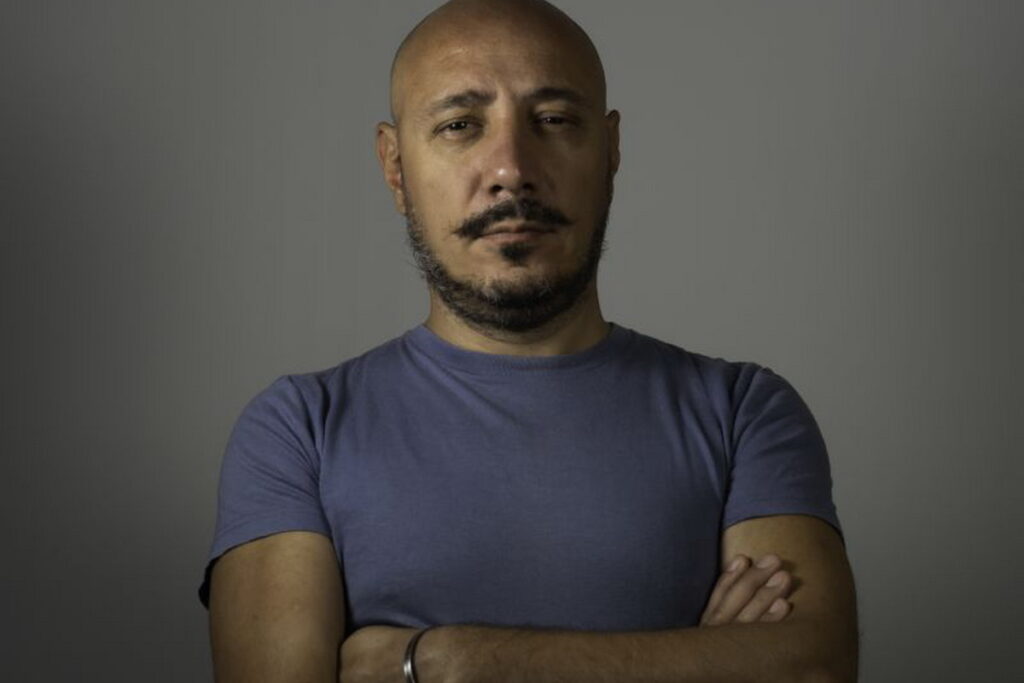 In radio e nei digital store La Rinvoluzione, il nuovo singolo di Andrea Di Giustino