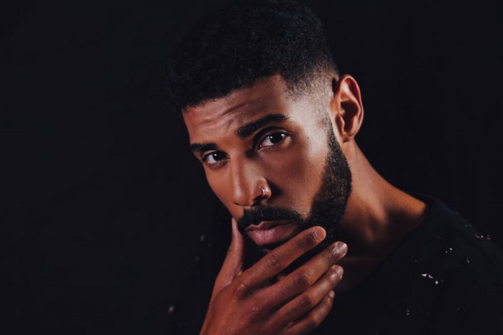 Maikeyo da oggi in radio con il nuovo singolo Vieni con me