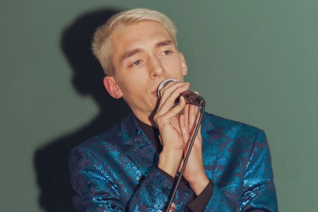 Jimmy riparte da sé con il nuovo singolo Ricomincio così: sulle piattaforme e in rotazione radiofonica