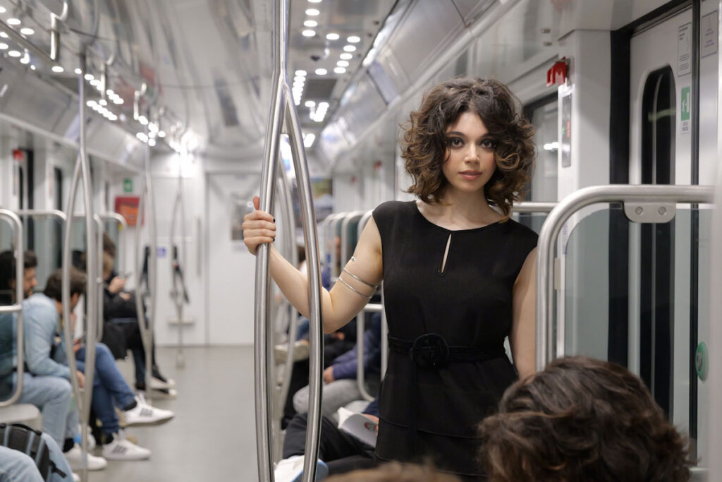 Cani e serpenti, il nuovo singolo in radio e nei digital store di Valentina Indelicato