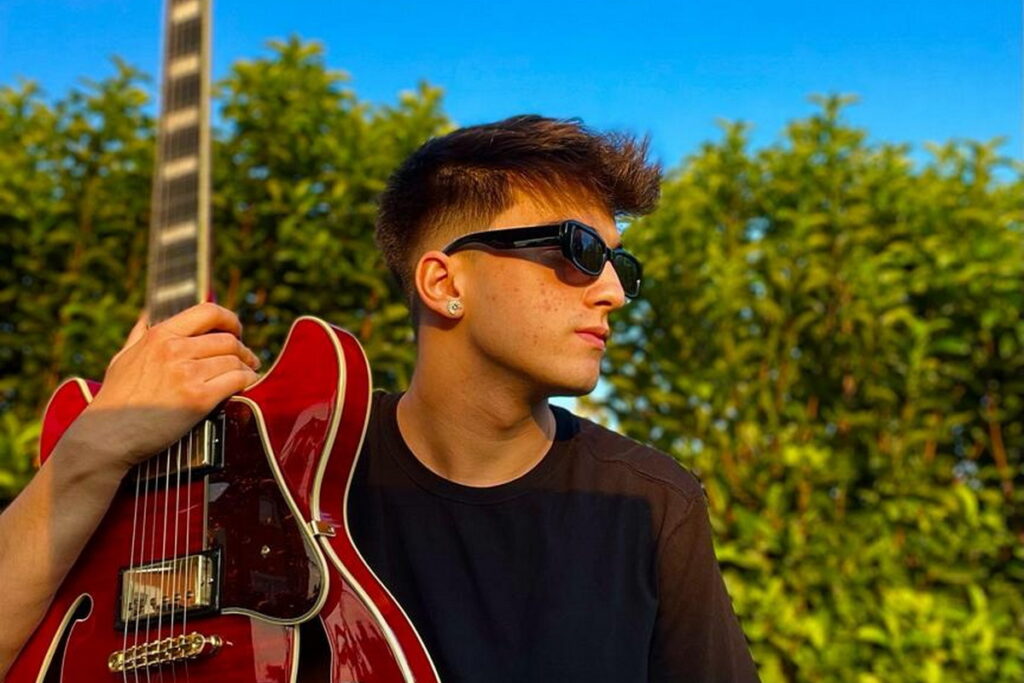 Questa notte fantastica, il nuovo singolo di France su tutte le piattaforme digitali