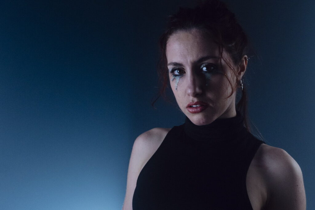 Linn, dal 25 aprile sui digital store e in radio il nuovo singolo Mille Ferite per Te