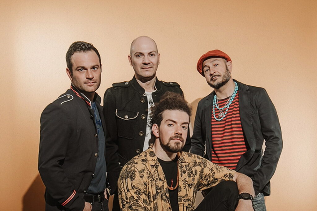 Milano Budapest, in radio e sui digital il nuovo singolo dei Monroe