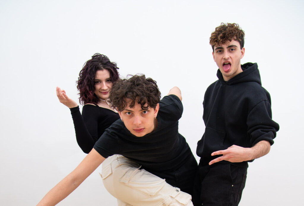 Fuori di me, dal 23 maggio fuori il nuovo singolo de Le Distanze