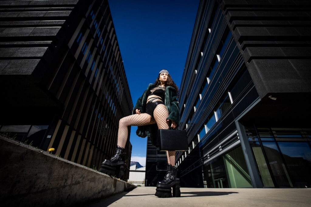 Unapologetic, dal 16 maggio in radio e sui digital store il nuovo singolo di Nina Duschek