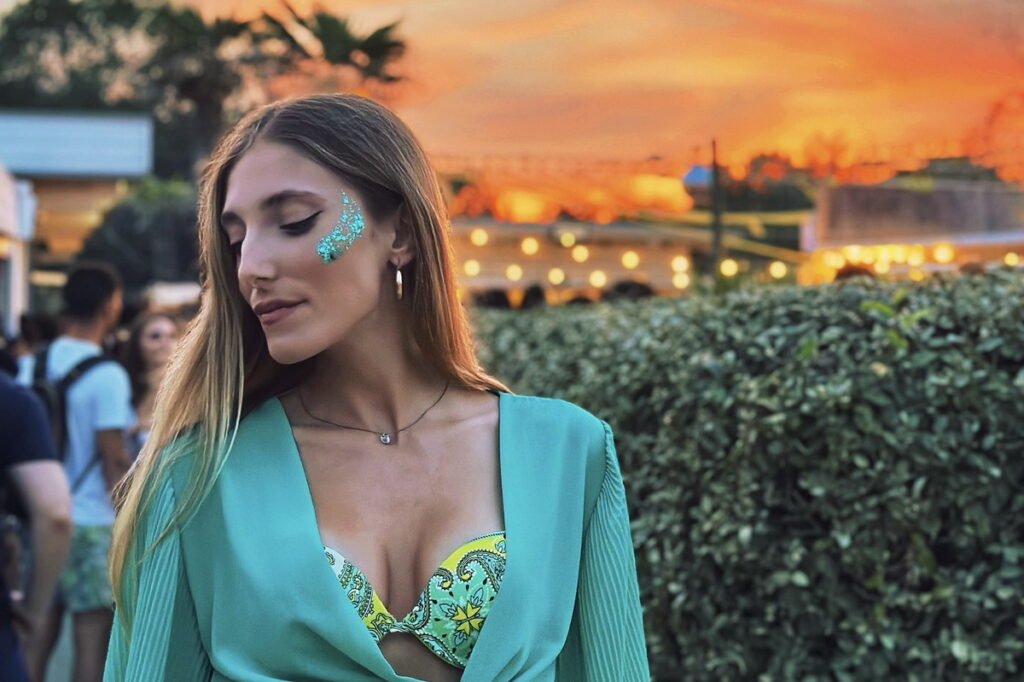 Martina Maccolini in radio e sui digital store con il nuovo singolo Adrenalina purissima