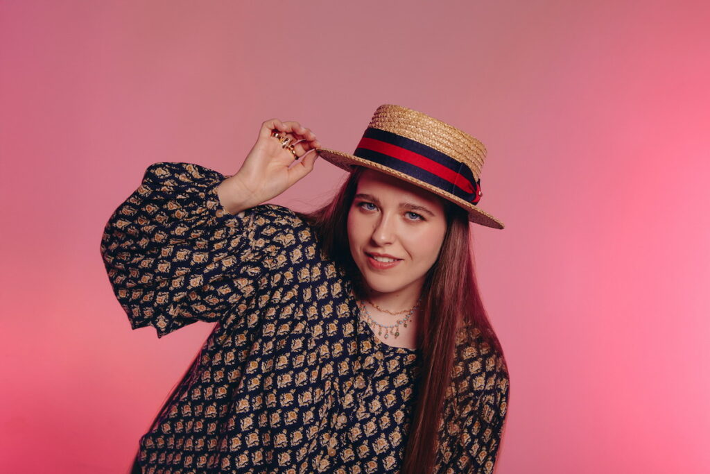 Camilla presenta il nuovo singolo “Atlantide” dal 19 settembre sui digital e in radio