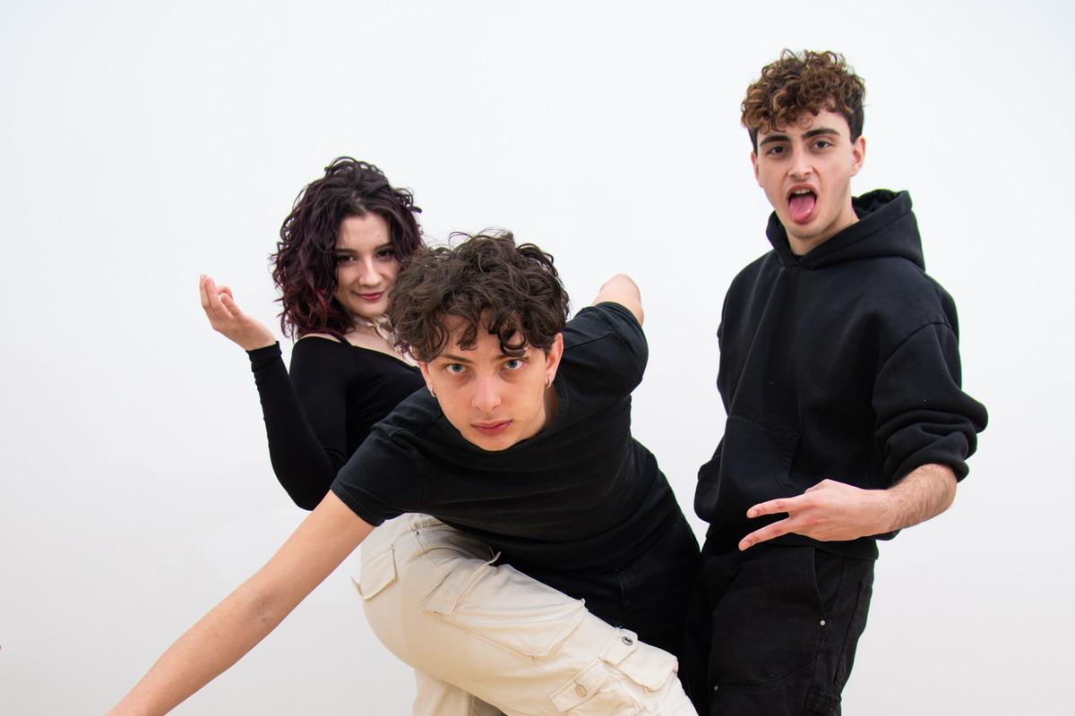 Le Distanze: dal 26 settembre in radio il nuovo singolo “Testo #2”