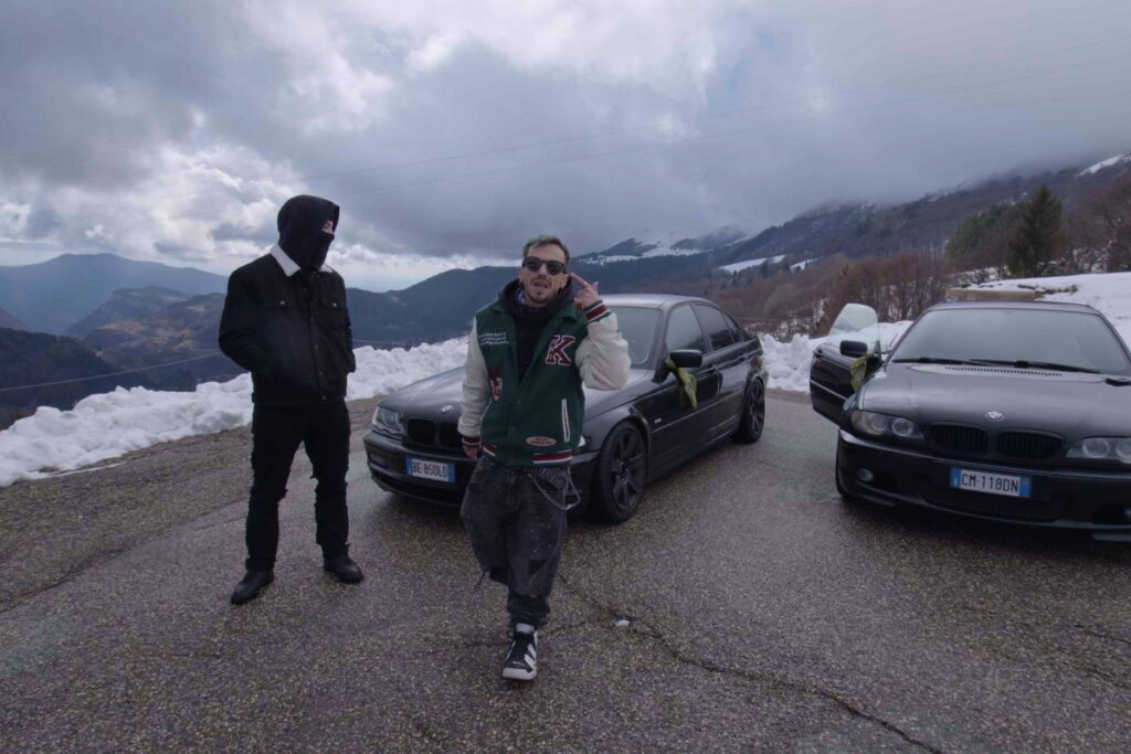 Il bipolarismo come condizione sociale: il rap di PZ racconta un’instabilità non clinica ma sistemica, che ci attraversa ogni giorno