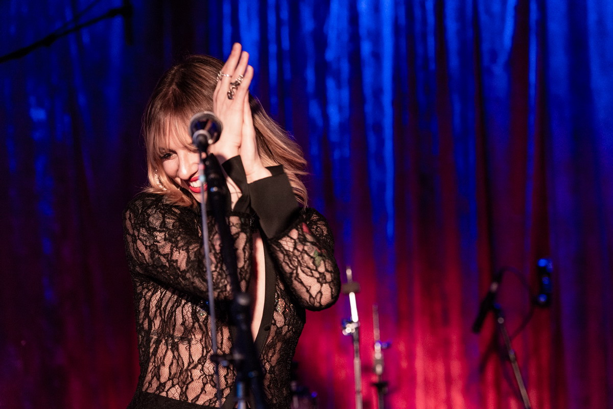 Dal cuore di Milano a Nashville: Alis Vibe fa ballare il mondo con “Italian Girl”