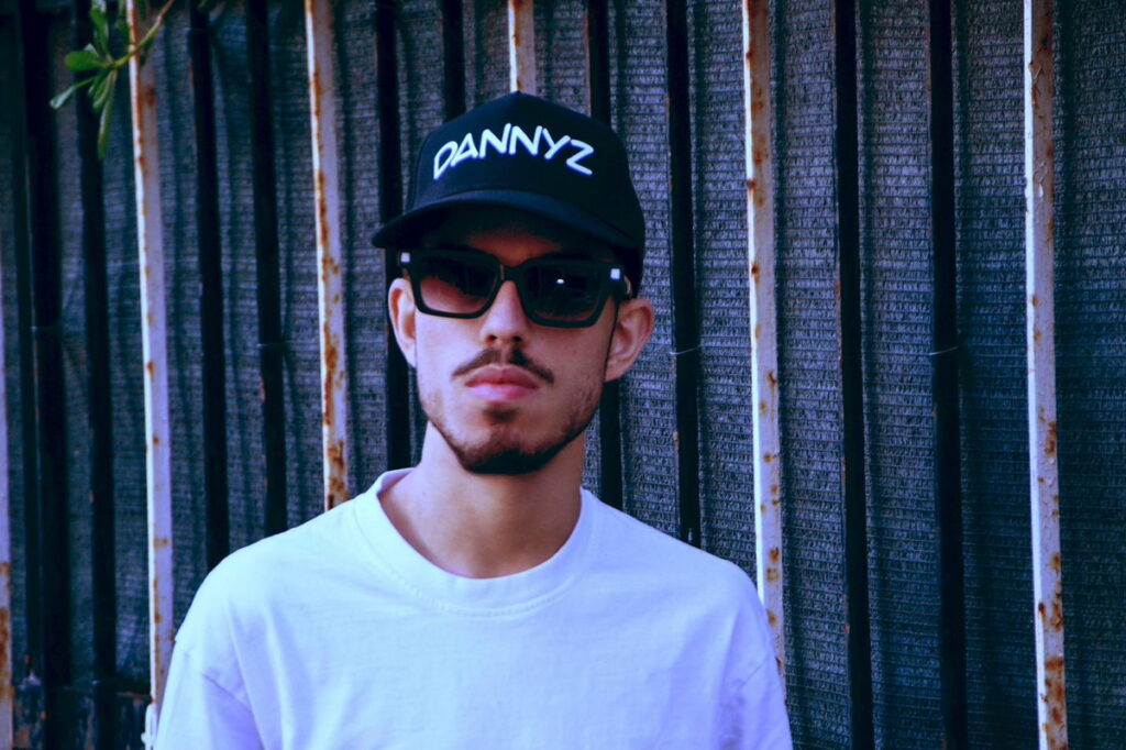 DannyZ pubblica “Non Hai Più Scritto”: una canzone nata dai DM dei fan sul ghosting e le relazioni sospese