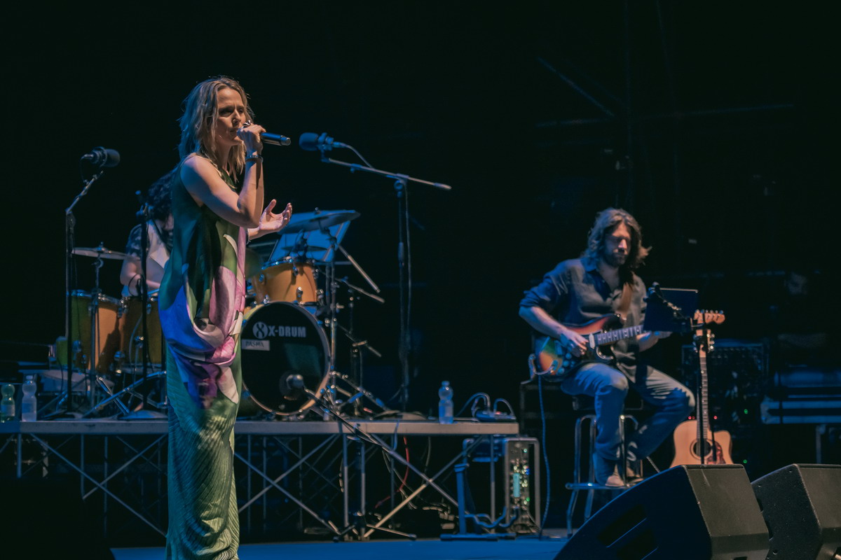 Marco Falagiani produce il primo singolo di LAVU’: una canzone che racconta il bisogno di libertà