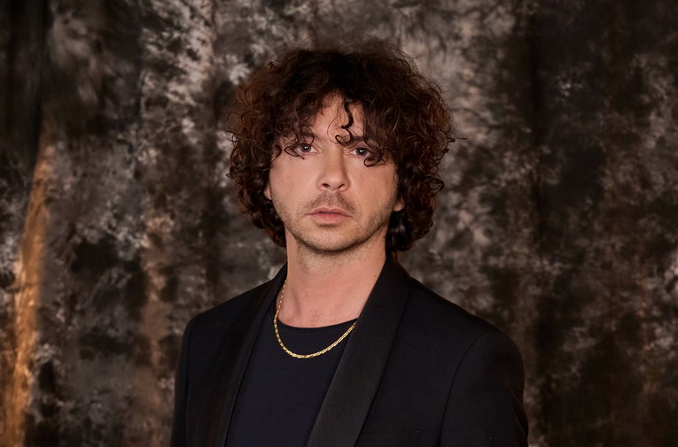 Fabio De Vincente presenta “Calibro 9”, il nuovo singolo dal 17 ottobre in radio e sui digital store