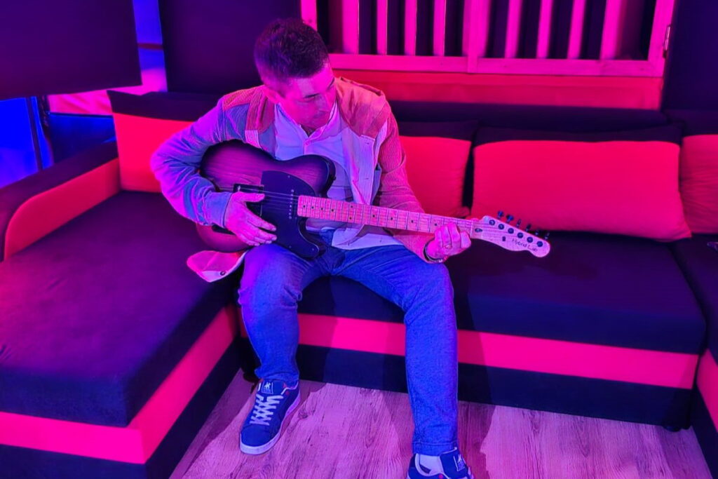 Pioggia, il nuovo singolo di Domenico Cuccarese: l’amore che sa lasciare andare