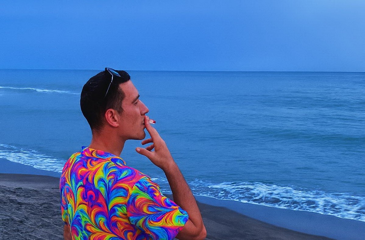 Mi sto innamorando, il nuovo singolo di Mirkotek: quando l’amore che torna è quello per sé stessi