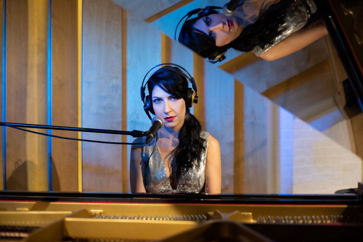 A Veronica Surrentino di Roma il Premio Augusto Daolio – Città di Sulmona per cantautori emergenti