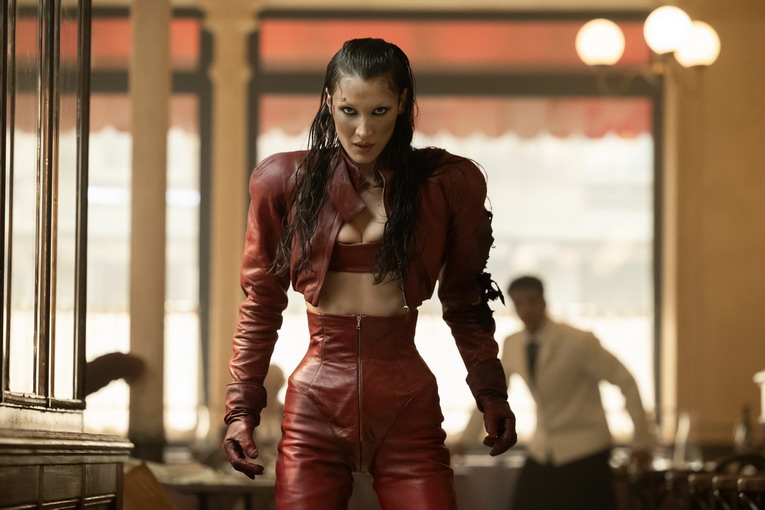 Disney+, in arrivo il 22 gennaio la nuova serie FX “The Beauty” di Ryan Murphy