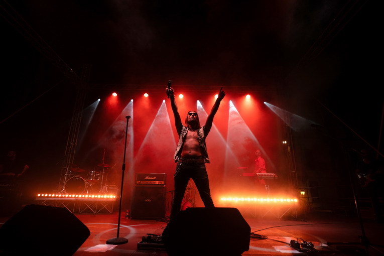 Marco D’Angelo pubblica “Genocidio”: il rock come atto di denuncia contro guerra e indifferenza