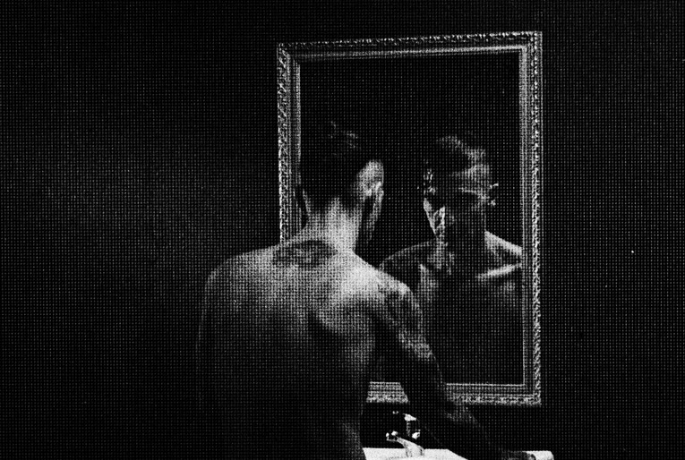 Jesto, “La legge dello specchio” primo singolo del nuovo album con l’ultimo video ufficiale